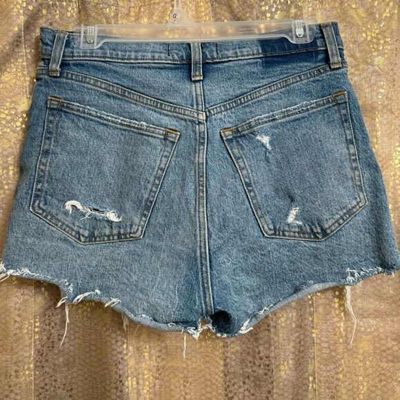 Abercrombie & Fitch Distressed High Rise Curve Love Mom Shorts 6/28 - Picture 2 of 7